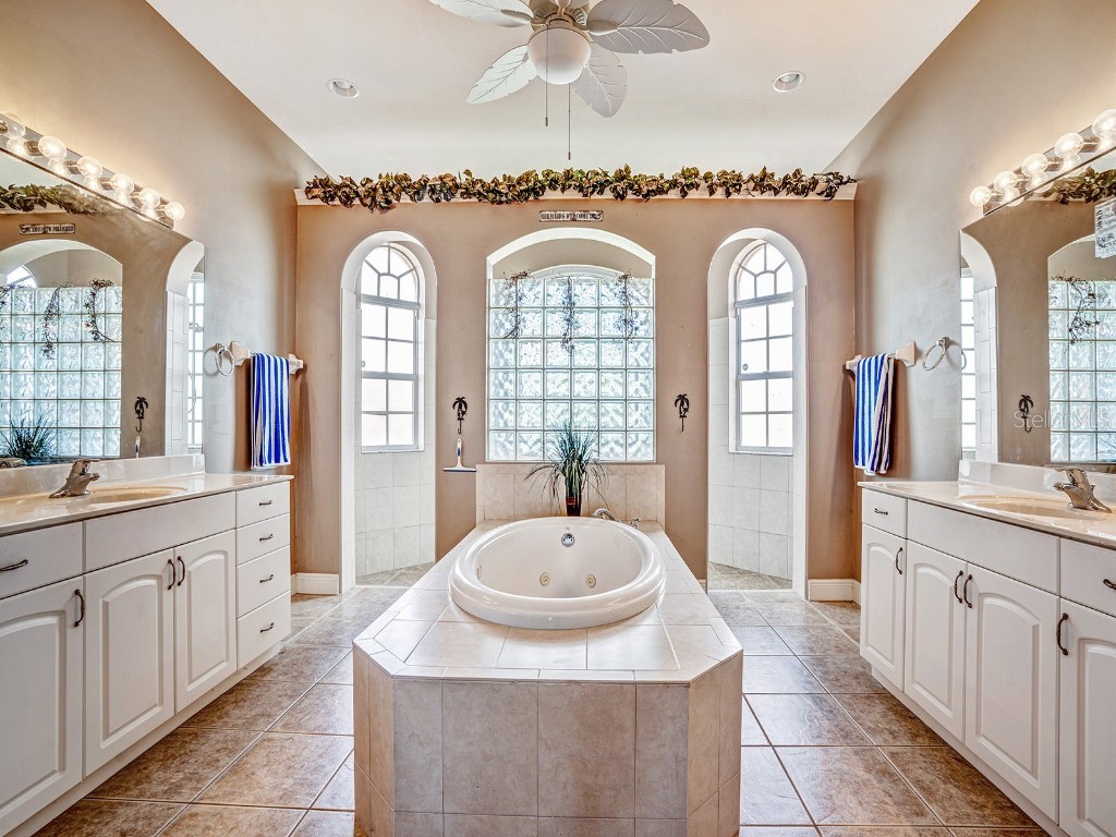 1112 NW 9th Avenue Cape Coral FL 33993 TB8375032 image26