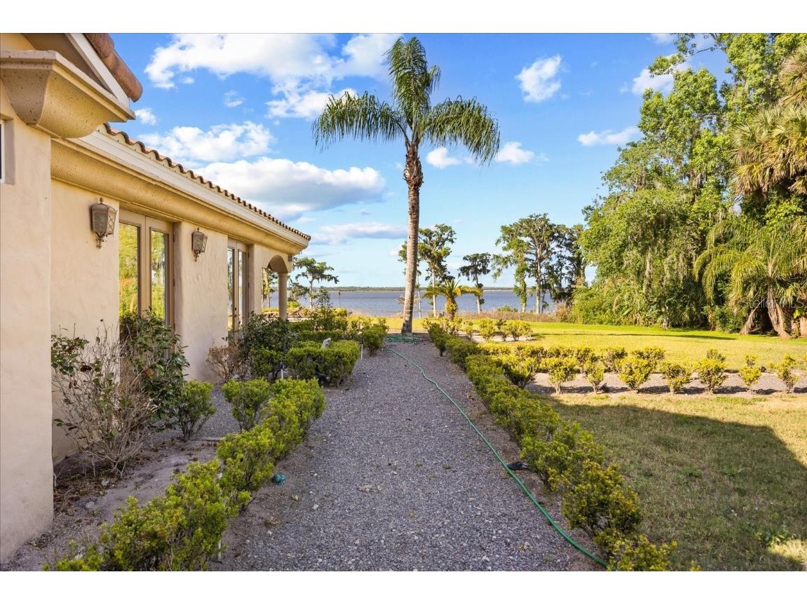 1112 Orange Avenue Winter Springs FL 32708 - LAKE JESSUP O6298615 image45