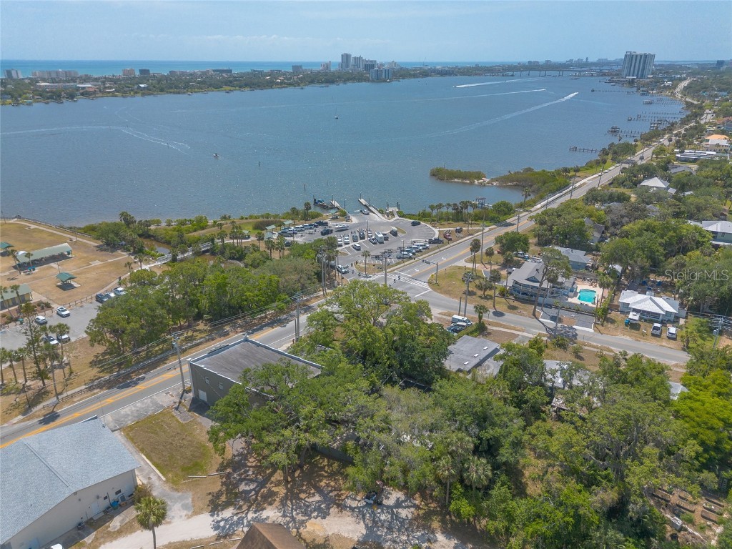 1112 Riverside Drive Daytona Beach FL 32117 V4942506 image55