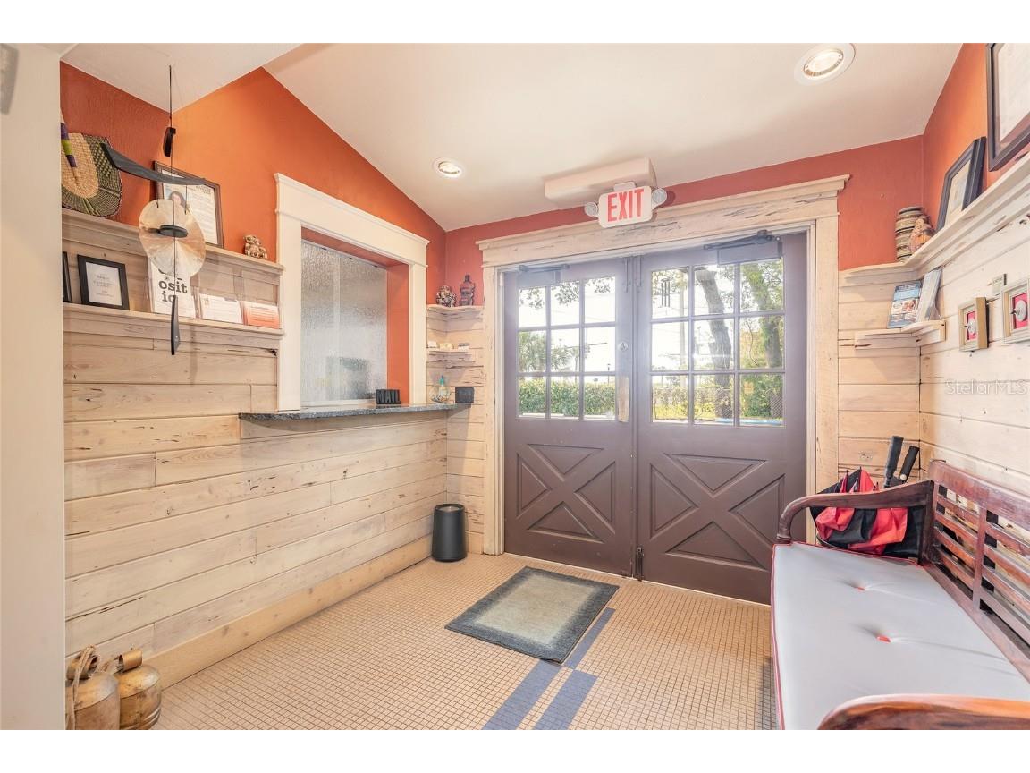 1112 Riverside Drive Daytona Beach FL 32117 V4942506 image8