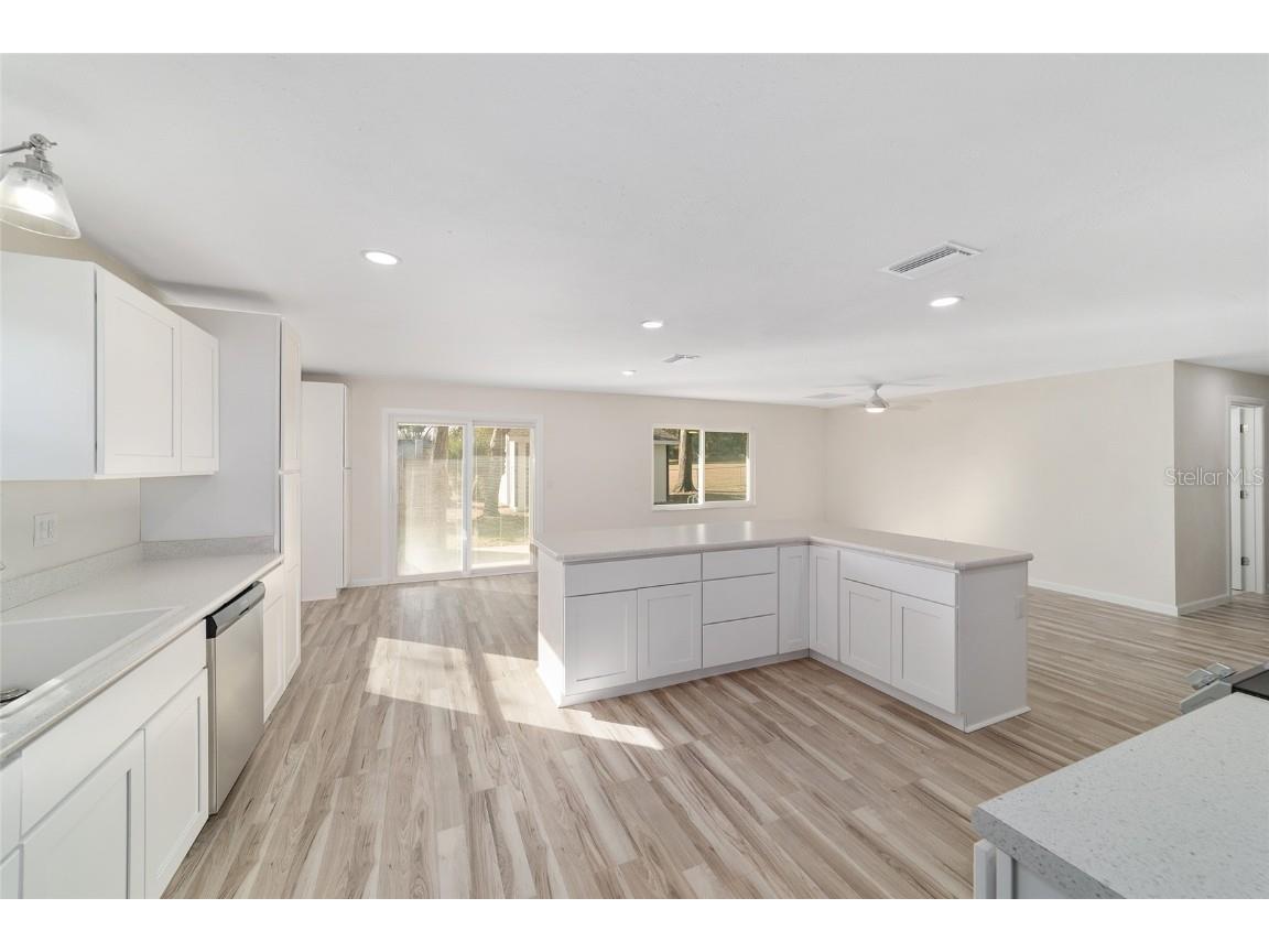 1112 SE 44th Avenue Ocala FL 34471 TB8449183 image25