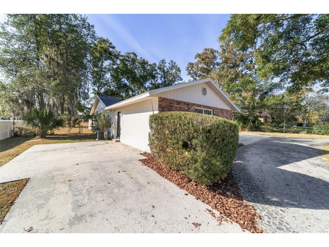 1112 SE 44th Avenue Ocala FL 34471 TB8449183 image9