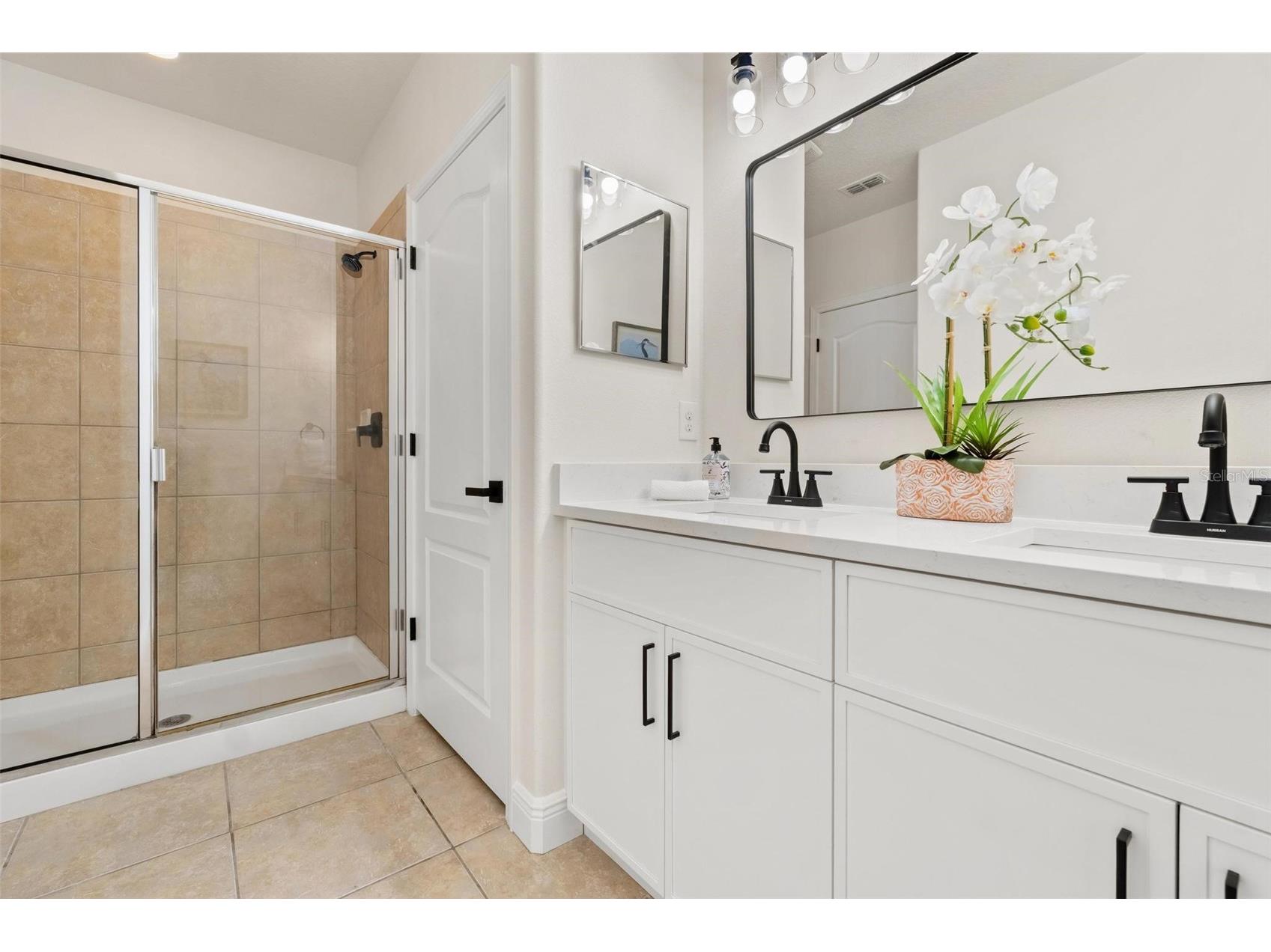 1112 Seminole Sky Drive Ruskin FL 33570 TB8402580 image9