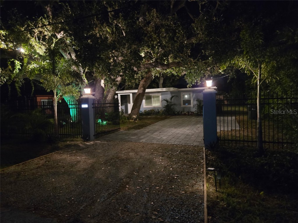 1112 Sunset Avenue Nokomis FL 34275 N6140980 image9