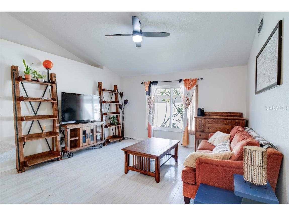 1112 Windy Bluff Drive Minneola FL 34715 - LAKE MINNEOLA O6350924 image3