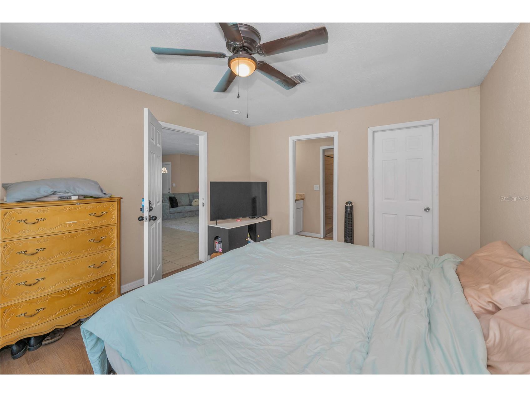 11121 Peppertree Lane Port Richey FL 34668 TB8421067 image27