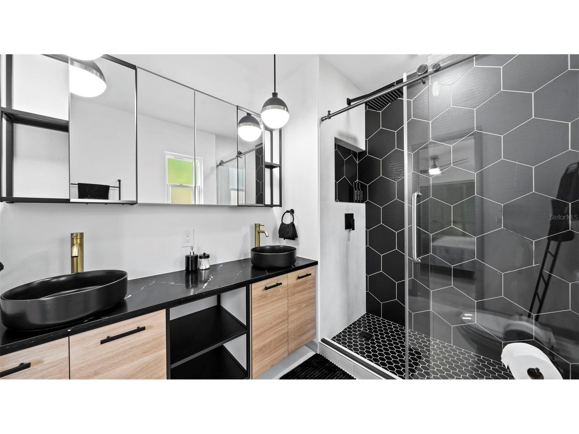 11123 117th Way Seminole FL 33778 TB8498350 image20