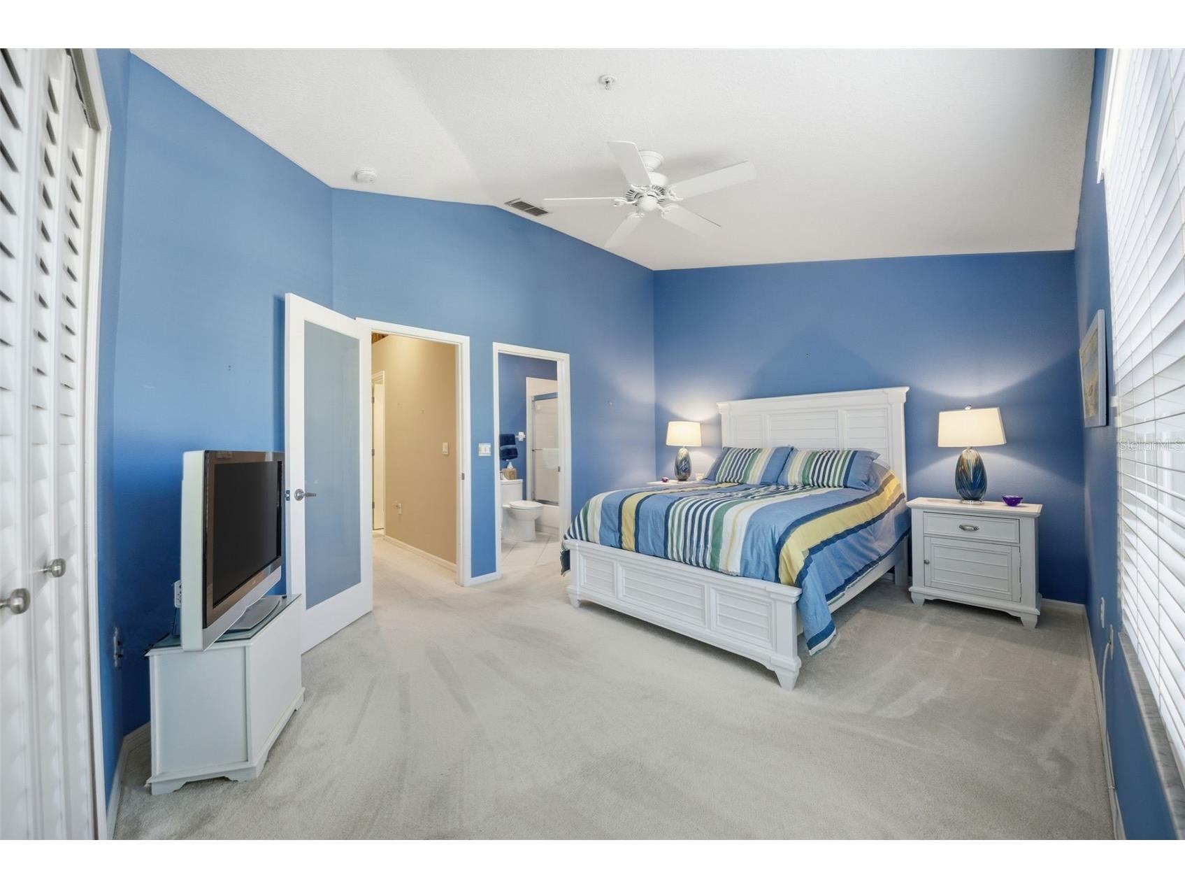 11125 Kapok Grand Circle Madeira Beach FL 33708 TB8467270 image27