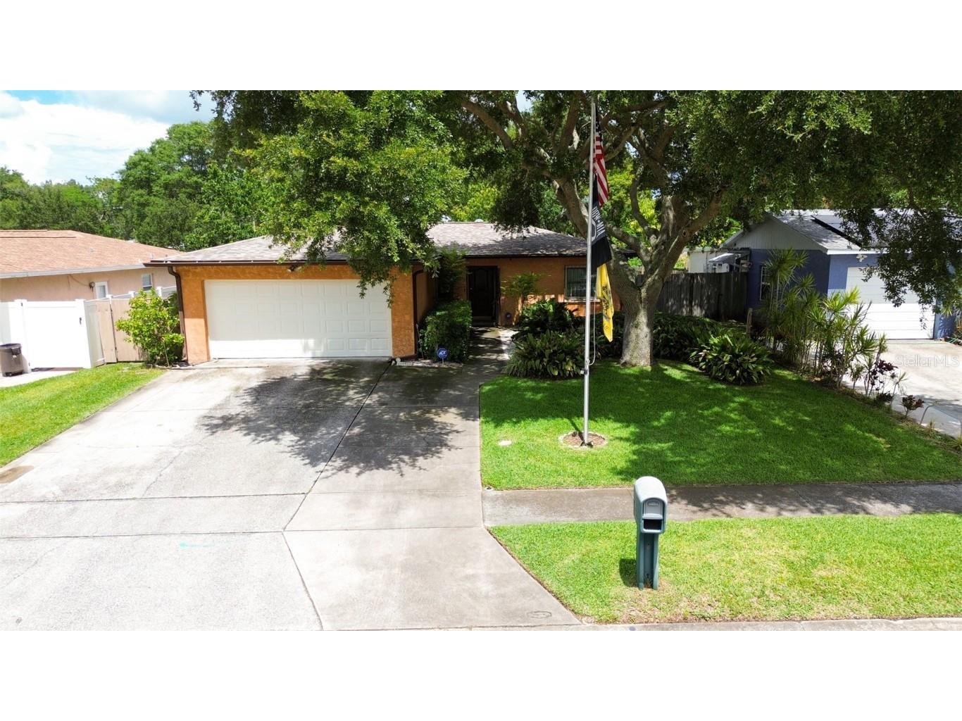 11125 Longhill Drive N Pinellas Park FL 33782 U8248236 image1