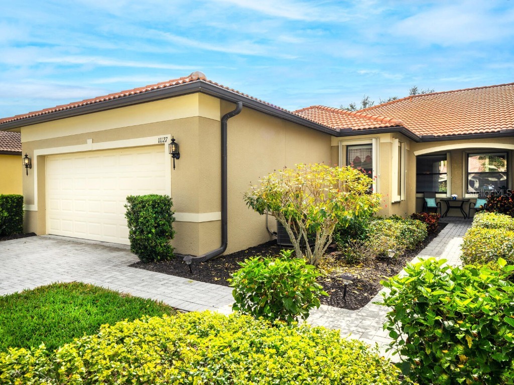 11127 Campazzo Drive Venice FL 34292 N6130943 image1