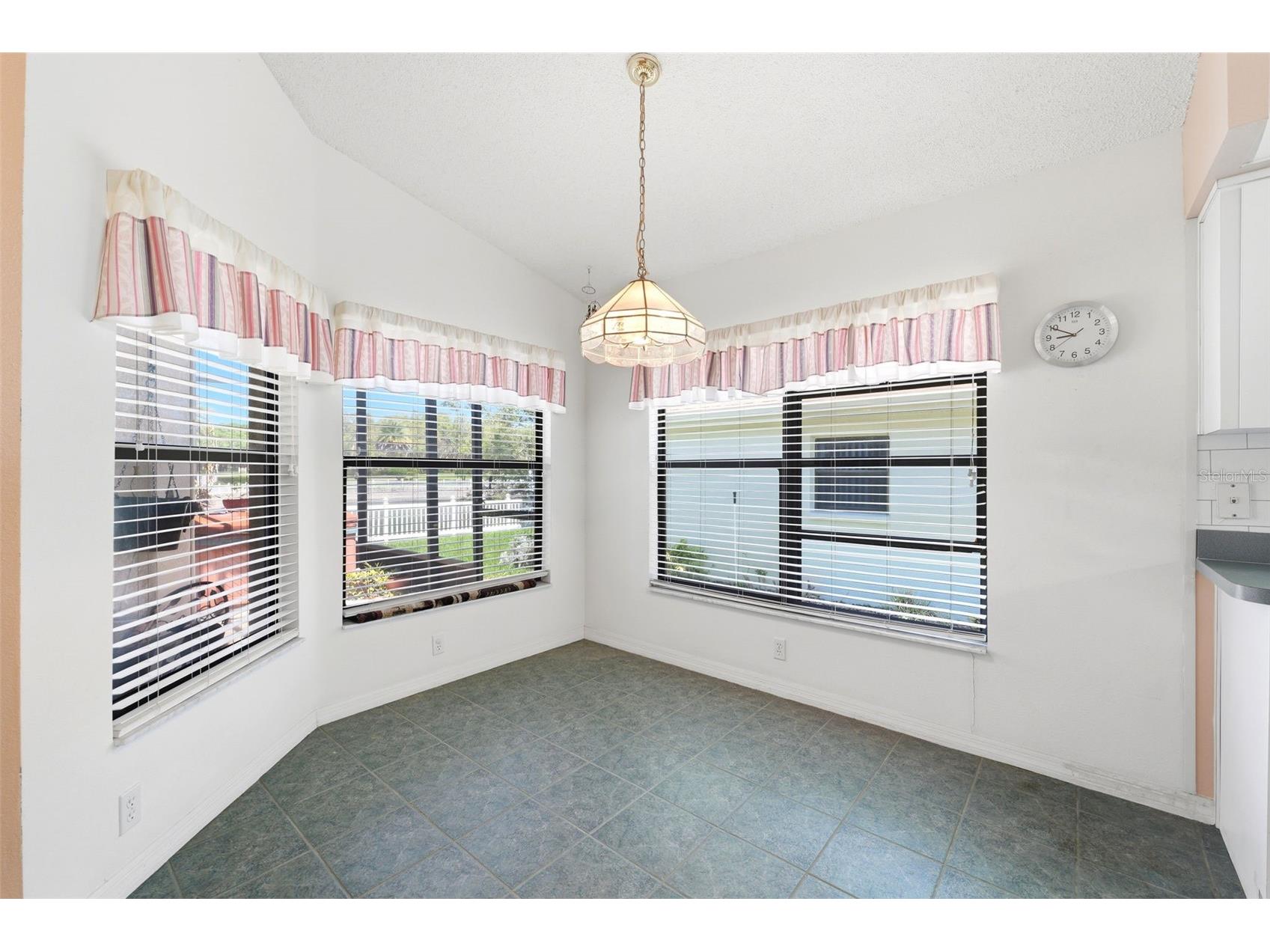 11127 Cherrywood Court Spring Hill FL 34609 W7885001 image16