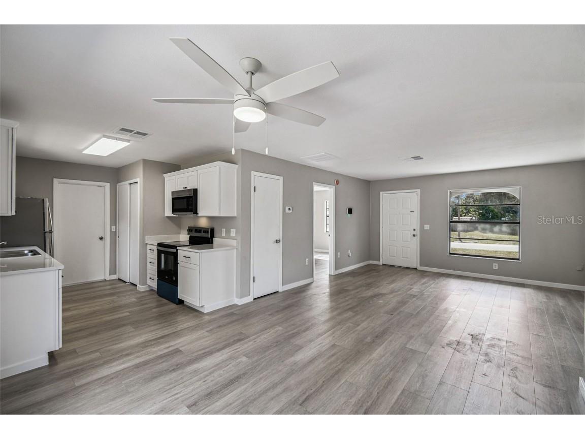 11127 Holbrook Street Spring Hill FL 34609 TB8448452 image15