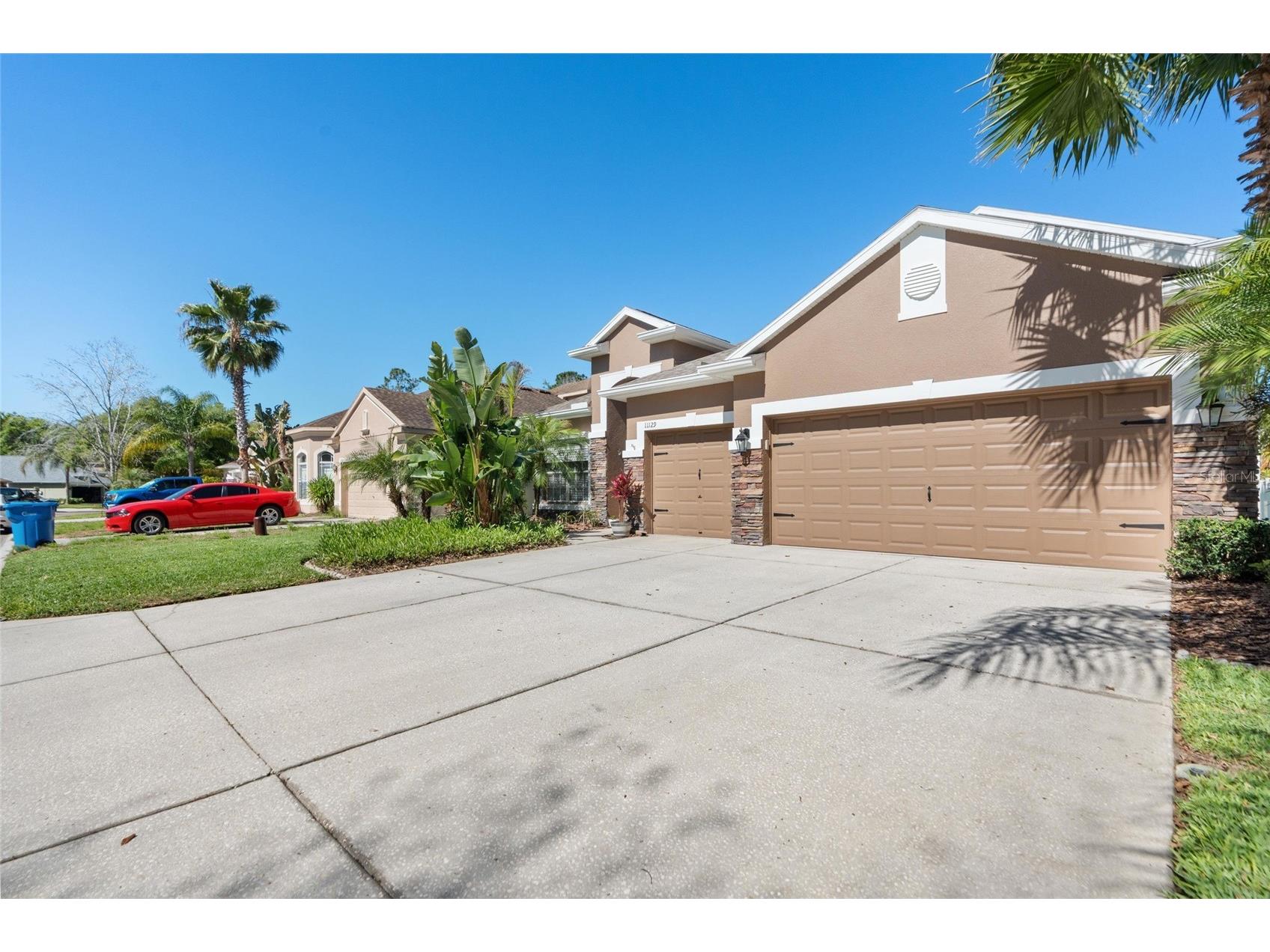 11129 Oyster Bay Circle New Port Richey FL 34654 W7884125 image2