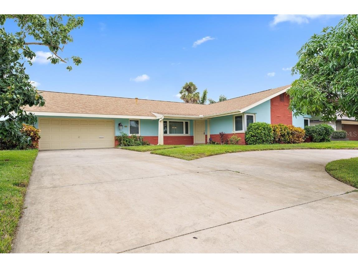 1113 41st Avenue NE Saint Petersburg FL 33703 U8224631 image1