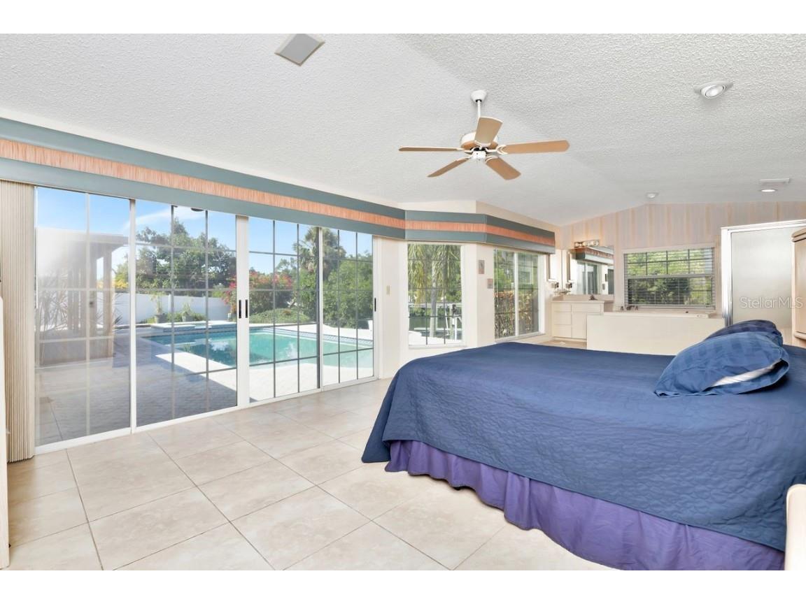 1113 45th Avenue NE Saint Petersburg FL 33703 TB8427296 image22