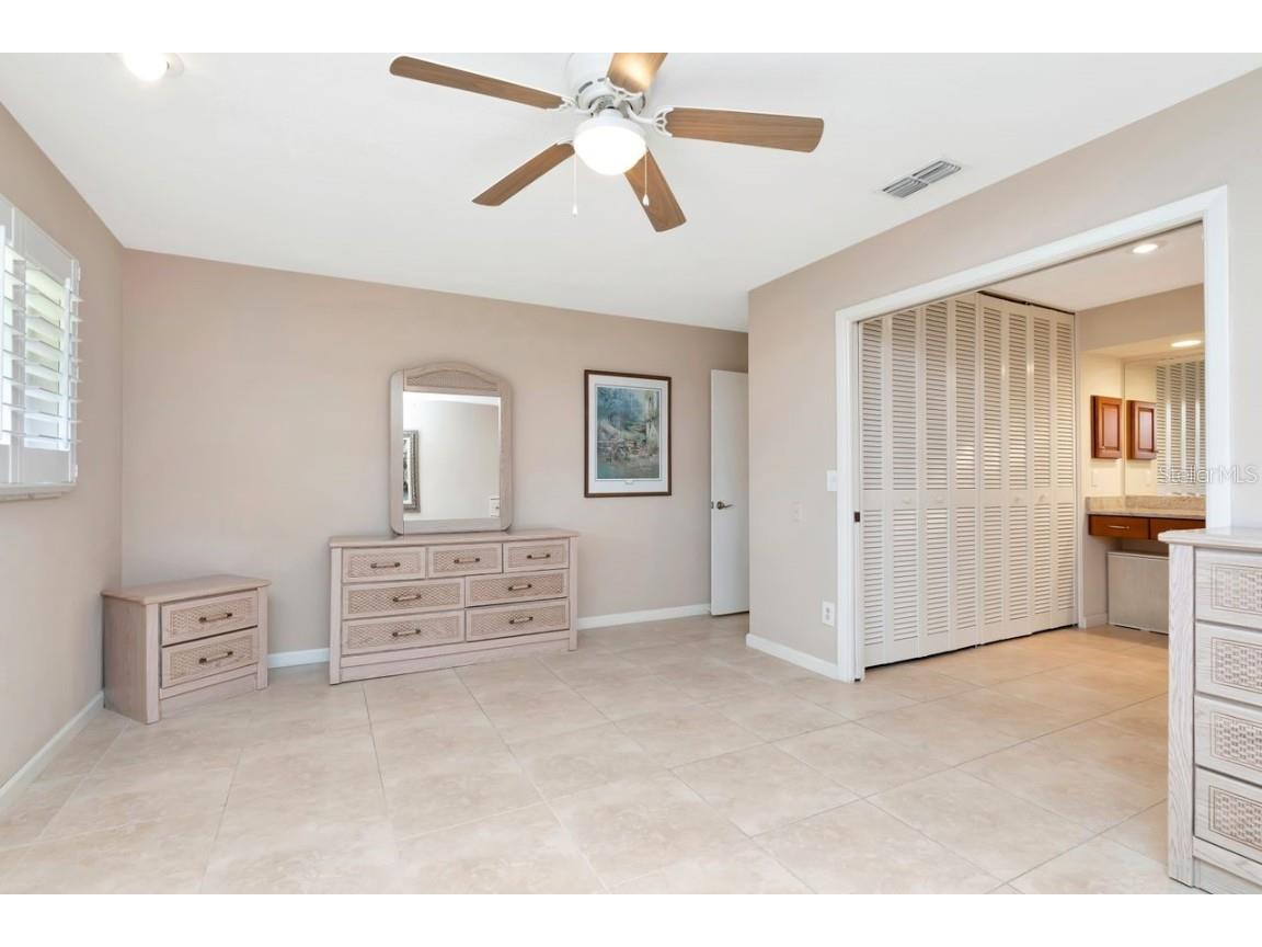 1113 45th Avenue NE Saint Petersburg FL 33703 TB8427296 image33