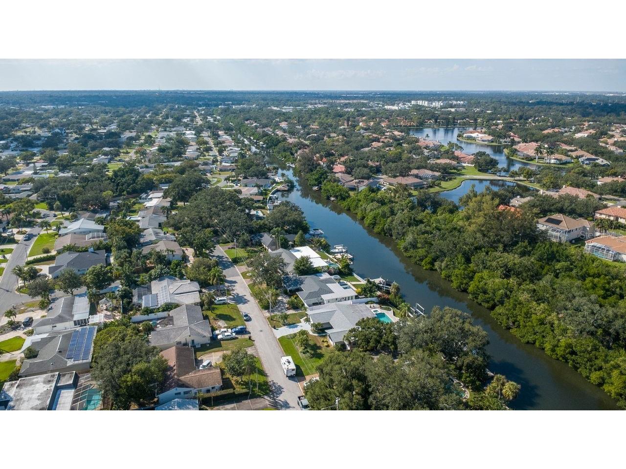 1113 45th Avenue NE Saint Petersburg FL 33703 TB8427296 image72