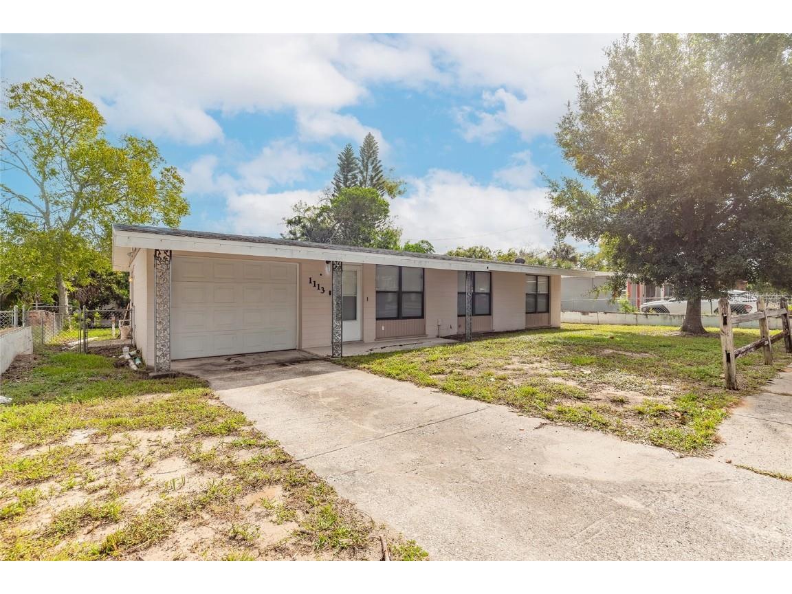 1113 Berkshire Road Daytona Beach FL 32117 V4945455 image1