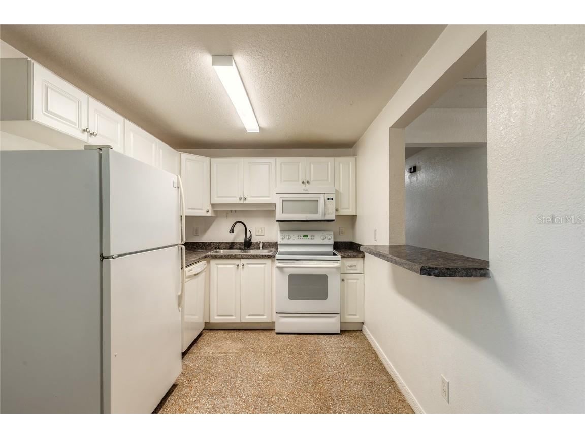 1113 Berkshire Road Daytona Beach FL 32117 V4945455 image10