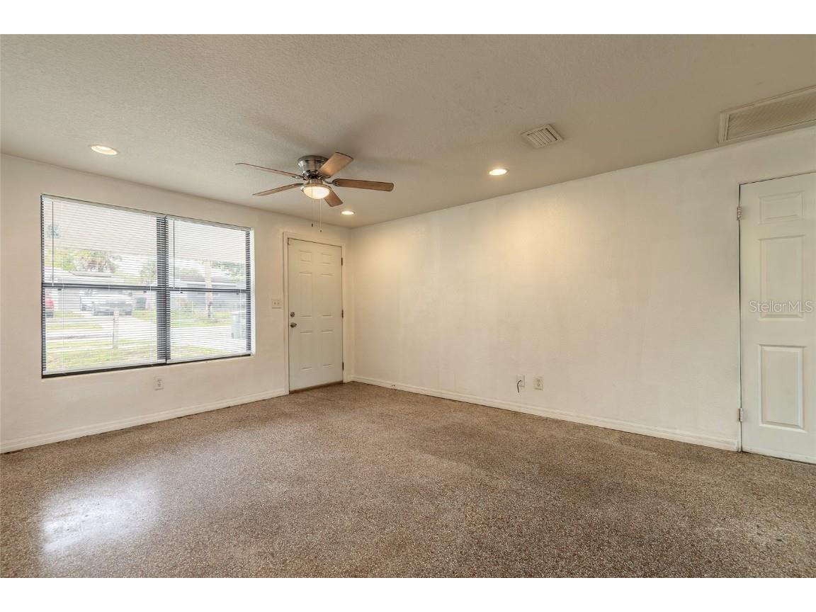 1113 Berkshire Road Daytona Beach FL 32117 V4945455 image6