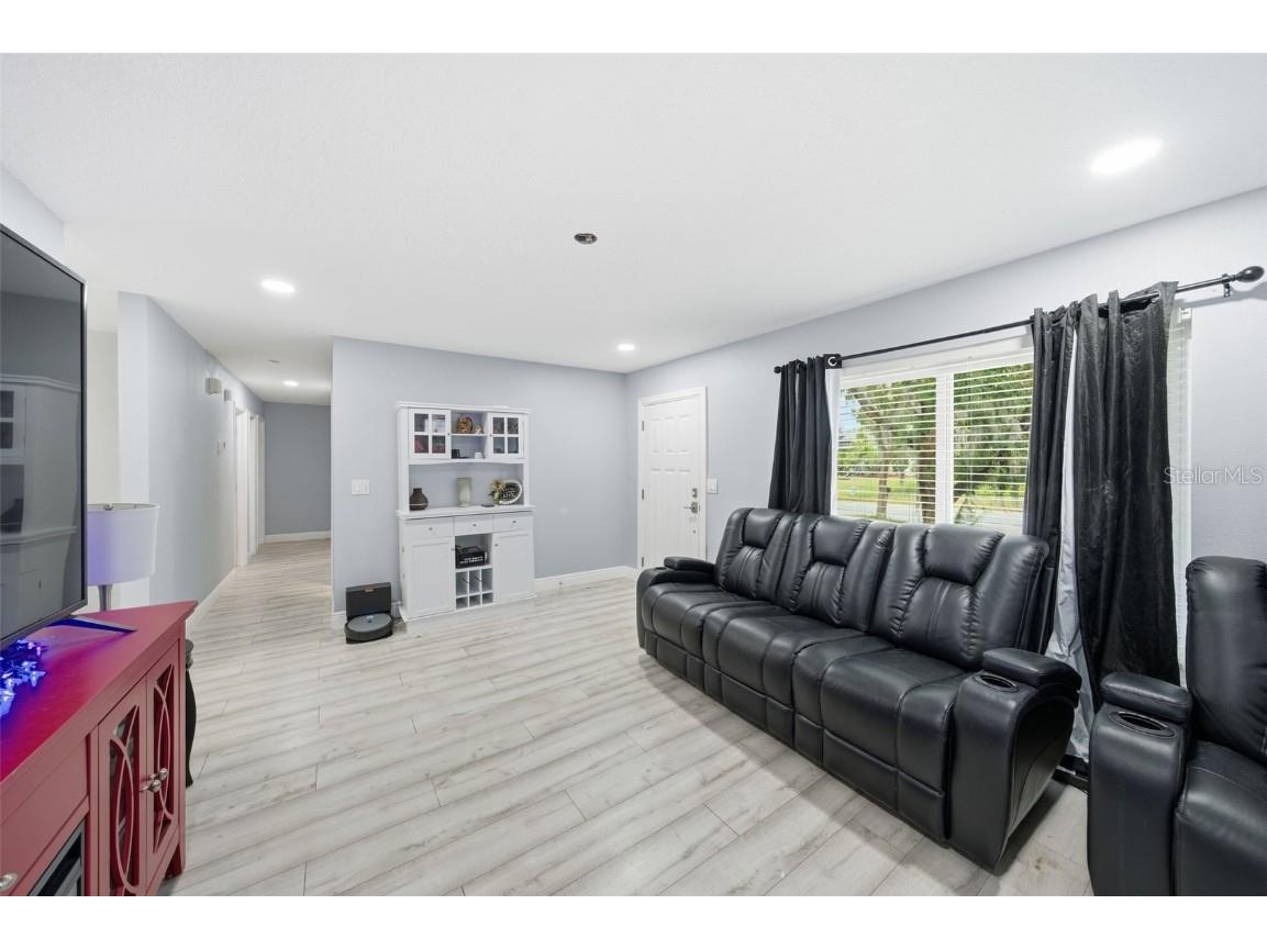 1113 Oakhill Street Seffner FL 33584 O6359015 image13