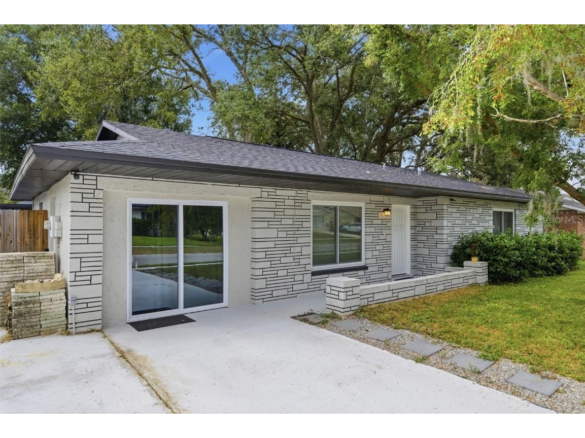 1113 Oakhill Street Seffner FL 33584 O6359015 image2