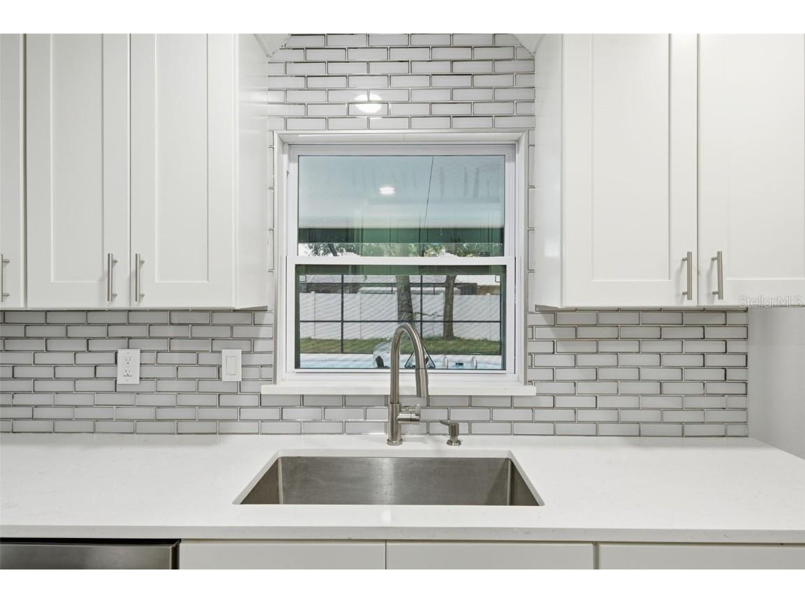 1113 Oakhill Street Seffner FL 33584 O6359015 image8