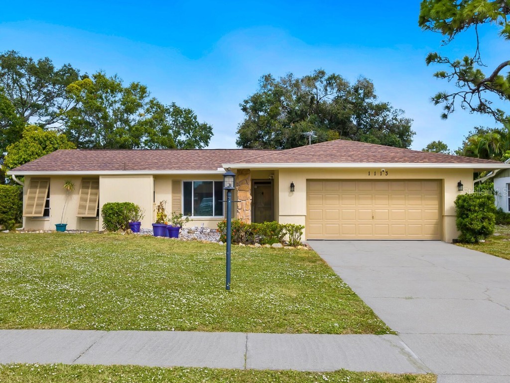1113 Ponderosa Pine Lane Sarasota FL 34243 A4589566 image1