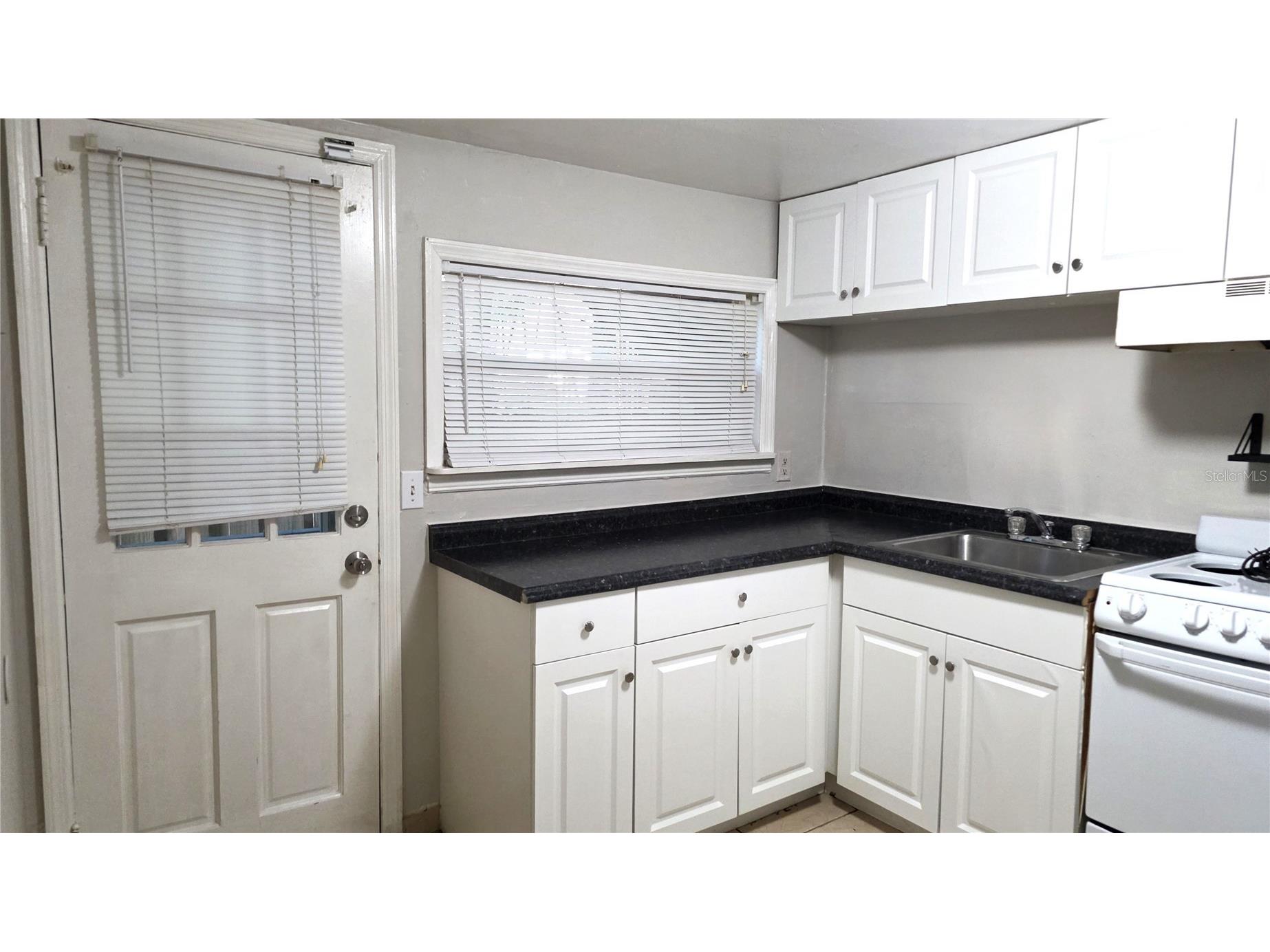 1113 S Park Avenue #101 Sanford FL 32771 O6369211 image3