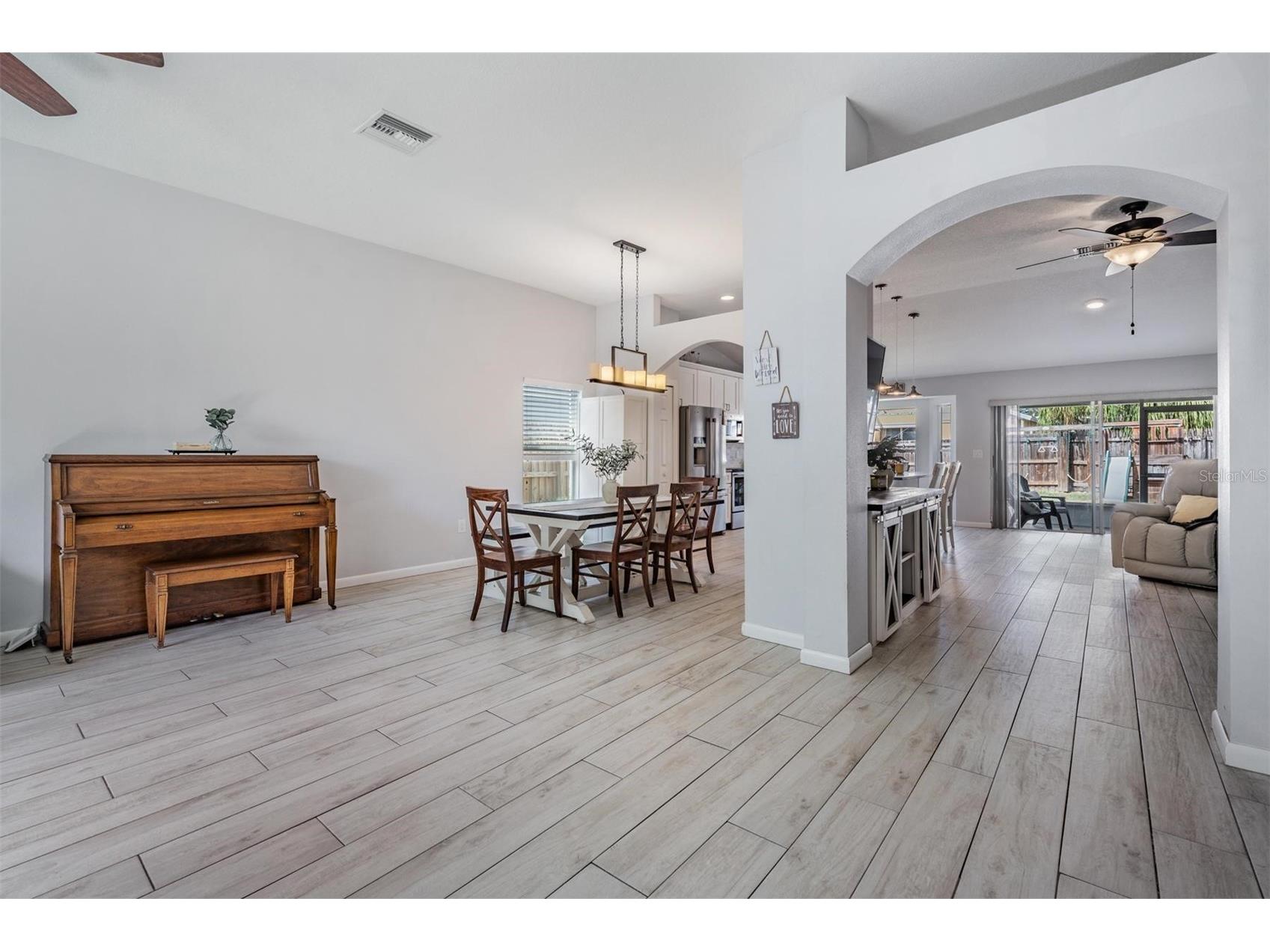 11130 Indian Oaks Drive Tampa FL 33625 TB8485683 image3