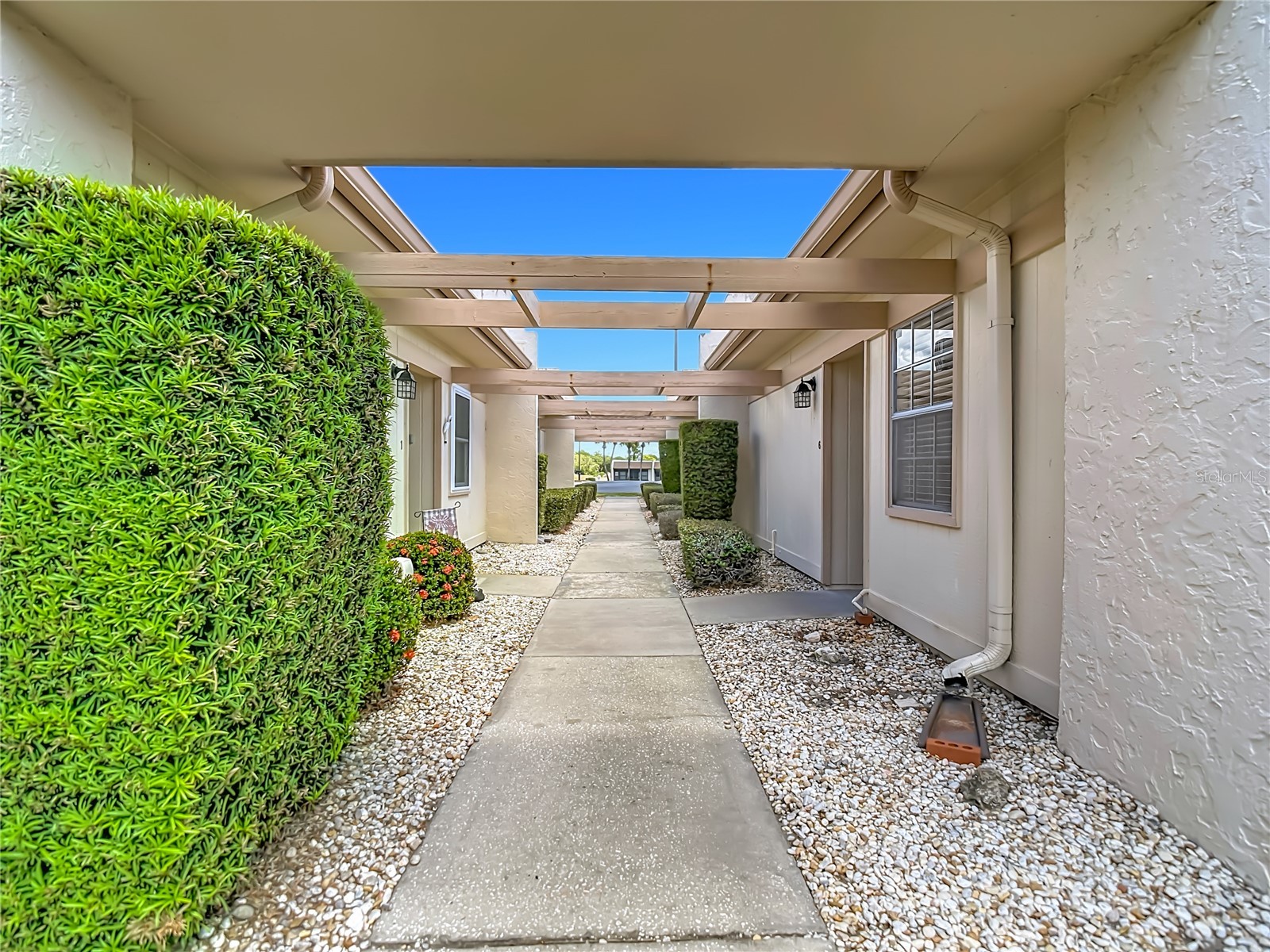 11132 Pembridge Court #6 Port Richey FL 34668 W7885102 image3
