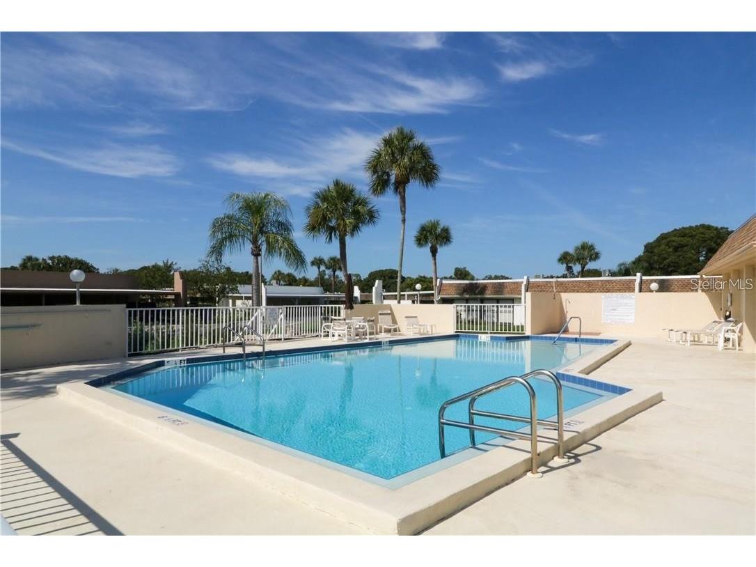 11132 Pembridge Court #6 Port Richey FL 34668 W7885102 image52