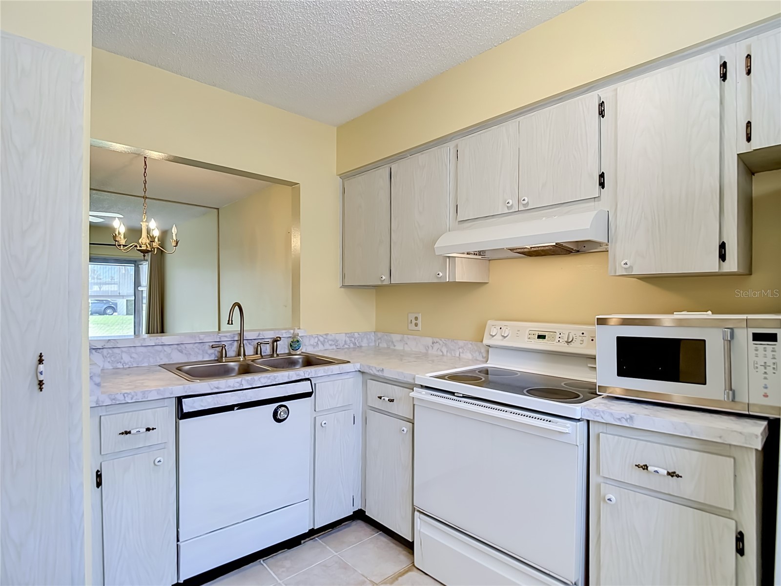 11132 Pembridge Court #6 Port Richey FL 34668 W7885102 image8
