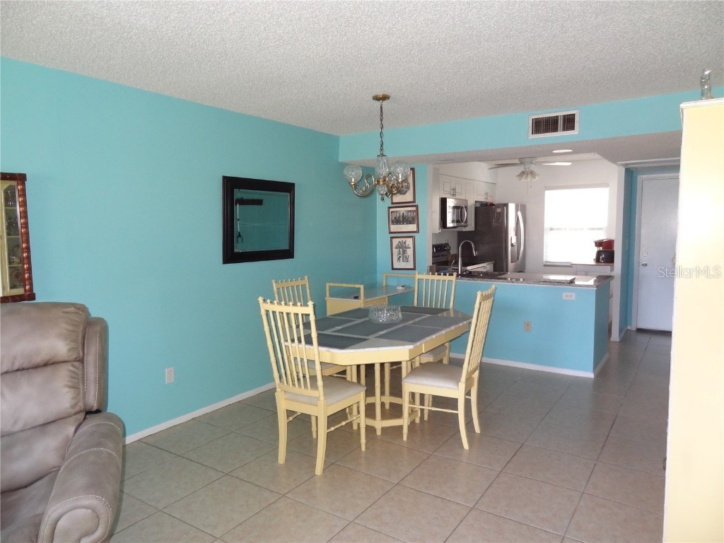 11135 Carriage Hill Drive #3 Port Richey FL 34668 W7880829 image11