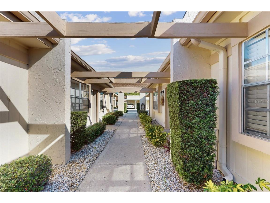 11135 Carriage Hill Drive #5 Port Richey FL 34668 TB8434122 image1