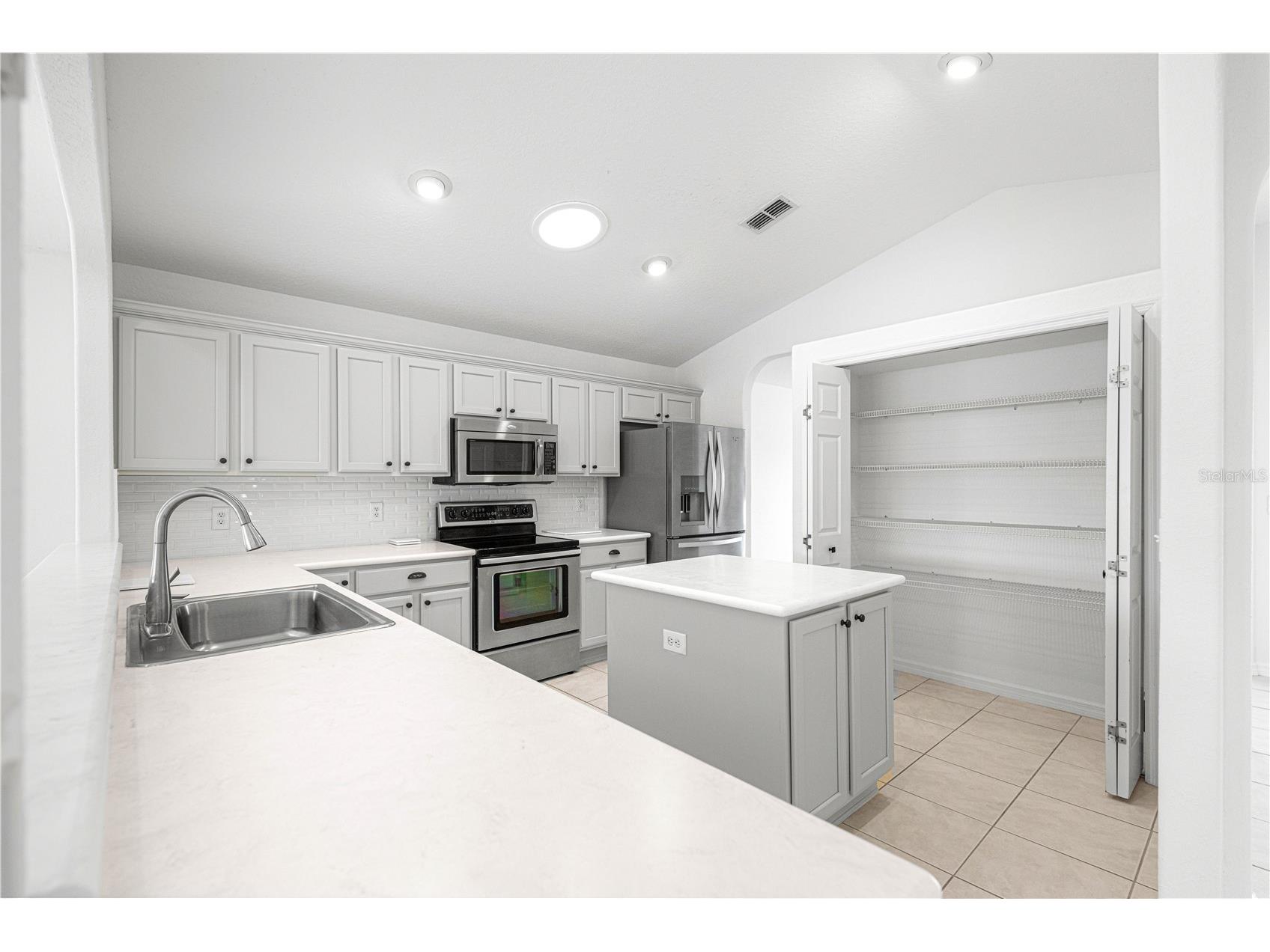 11137 SE 173rd Place Summerfield FL 34491 G5113577 image34