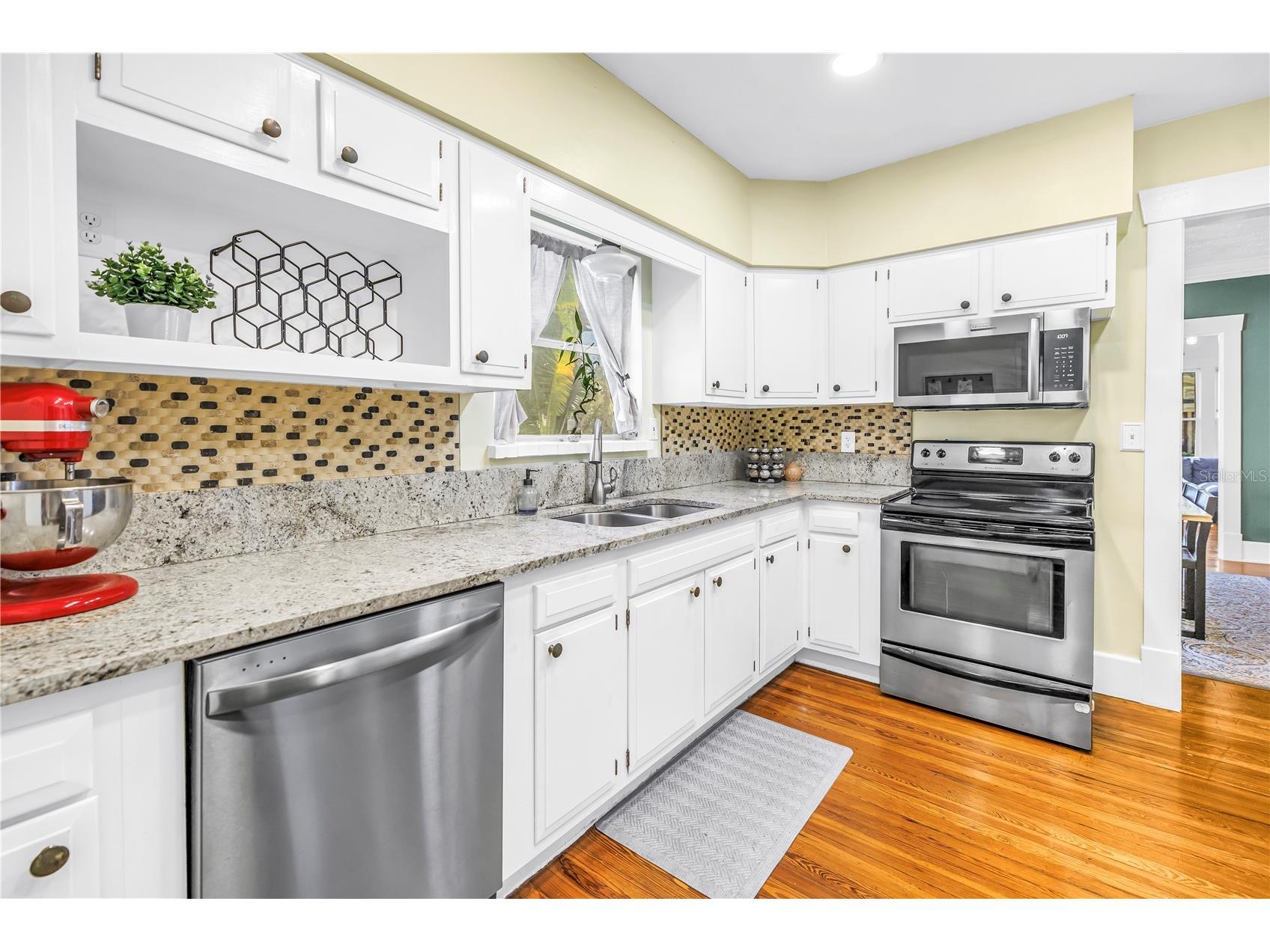 1114 3rd Street N Saint Petersburg FL 33701 TB8512320 image19