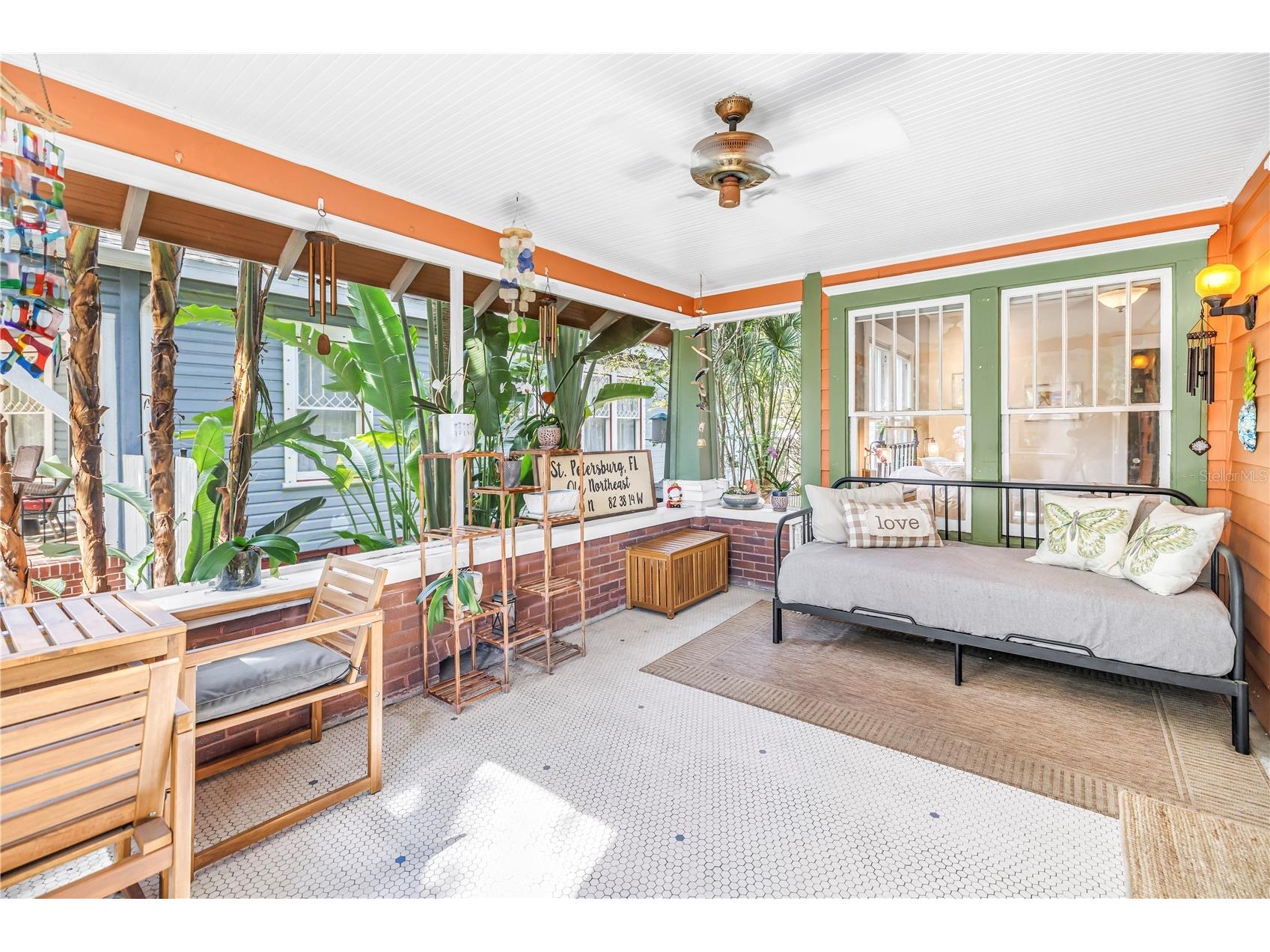 1114 3rd Street N Saint Petersburg FL 33701 TB8512320 image9