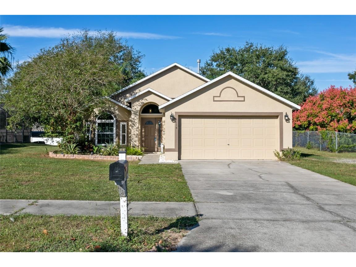 1114 Breezy Knoll Street, Minneola, FL, 34715 MLS O5981067 Edina