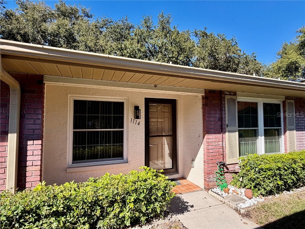 1114 Castlemay Circle Dunedin FL 34698 TB8452291 image1