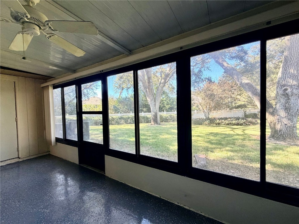 1114 Castlemay Circle Dunedin FL 34698 TB8452291 image8