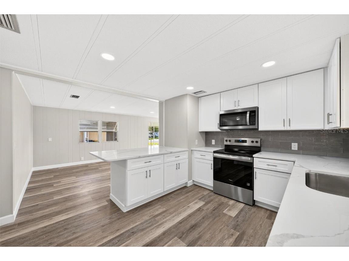 1114 Elkhart Circle Tavares FL 32778 - LAKE FRANCIS G5104648 image5