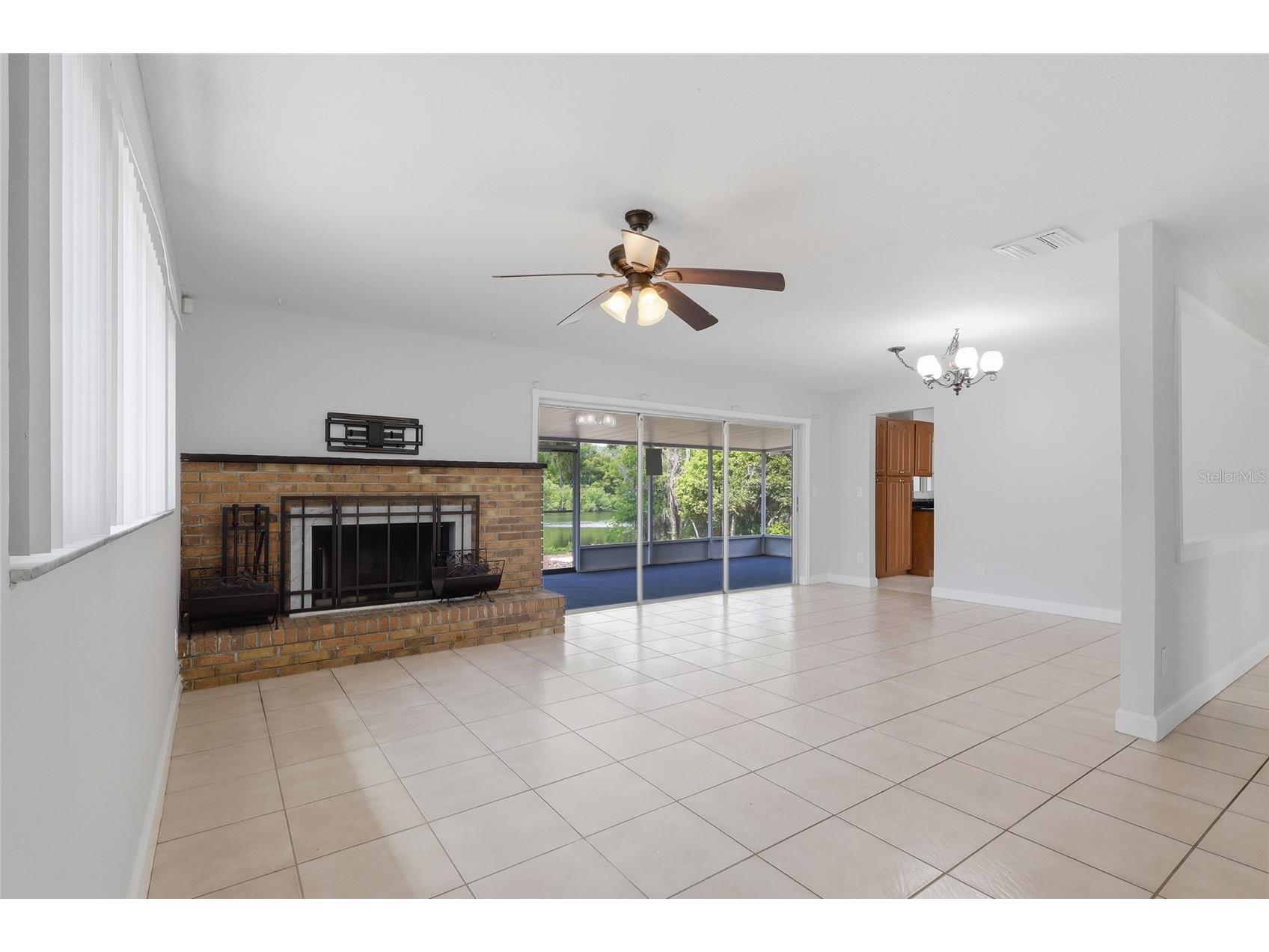 1114 Estatewood Drive Brandon FL 33510 TB8501882 image4