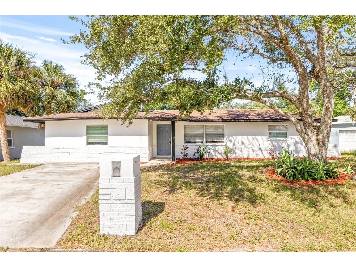 1114 La Salle Street Clearwater FL 33755 TB8313303 image1