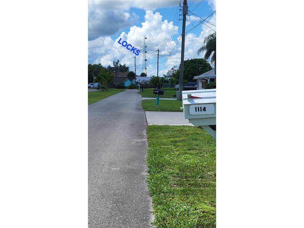 1114 Lisa Lane Okeechobee FL 34974 OK225613 image45