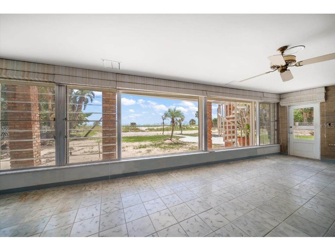 1114 Mandalay Point Clearwater Beach FL 33767 - CLEARWATER HARBOR/GULF OF MEXI TB8395604 image17