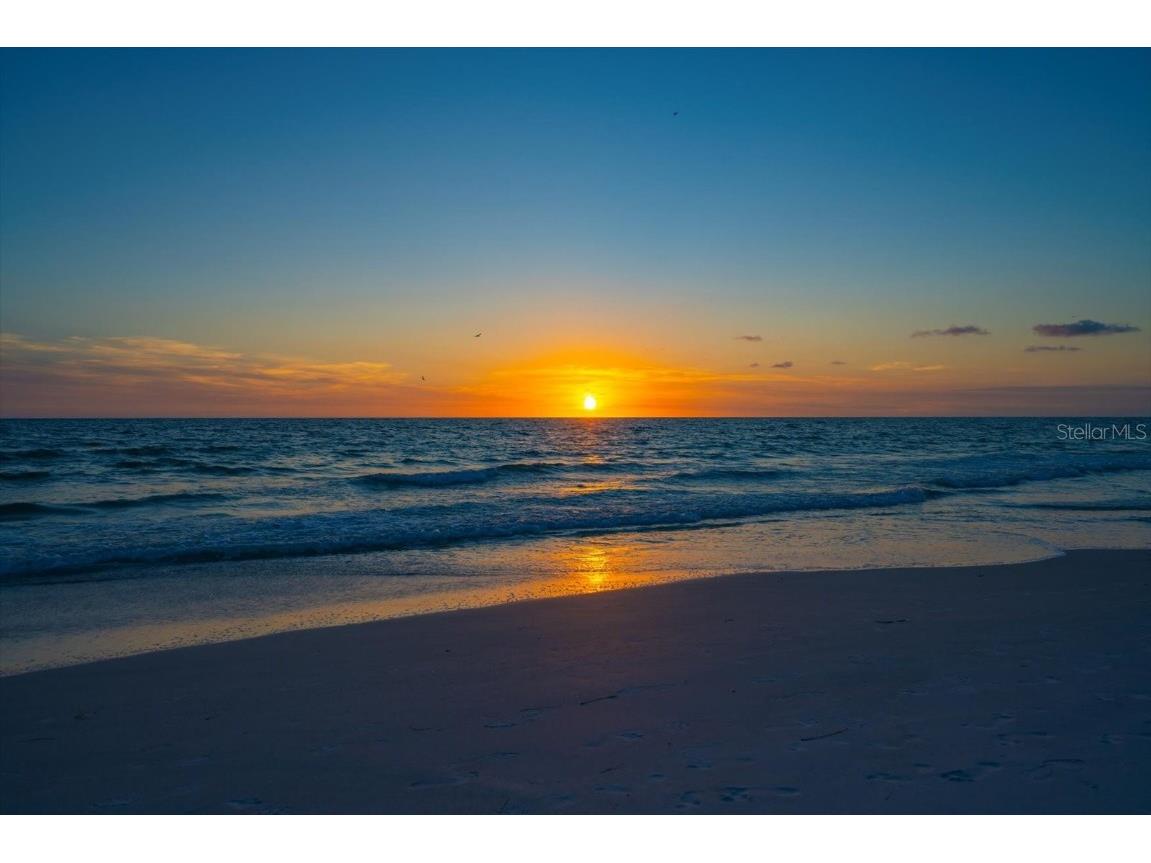 1114 Mandalay Point Clearwater Beach FL 33767 - CLEARWATER HARBOR/GULF OF MEXI TB8395604 image29