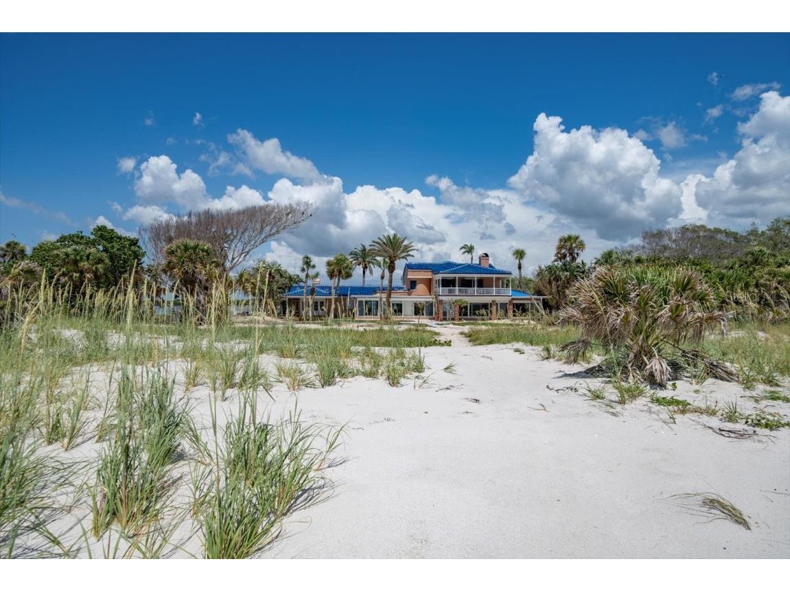 1114 Mandalay Point Clearwater Beach FL 33767 - CLEARWATER HARBOR/GULF OF MEXI TB8395604 image9