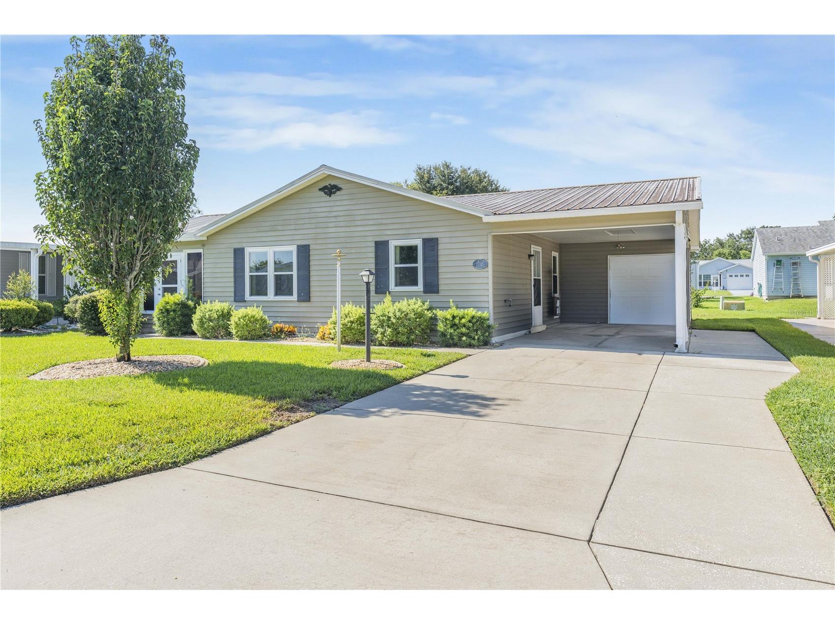 1114 Paradise Drive Lady Lake FL 32159 G5111947 image2