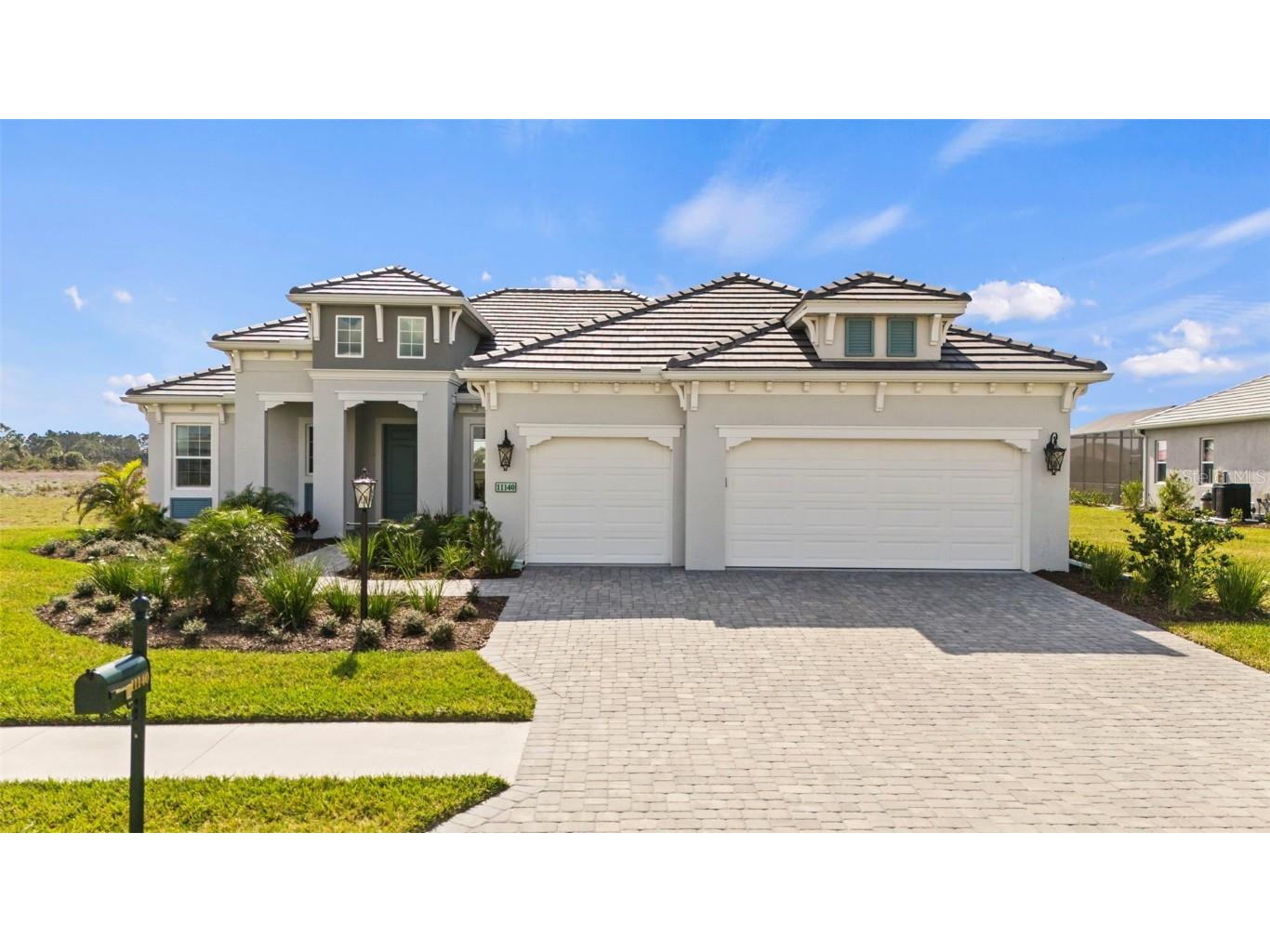 11140 Hogan Circle Englewood FL 34223 N6136925 image1